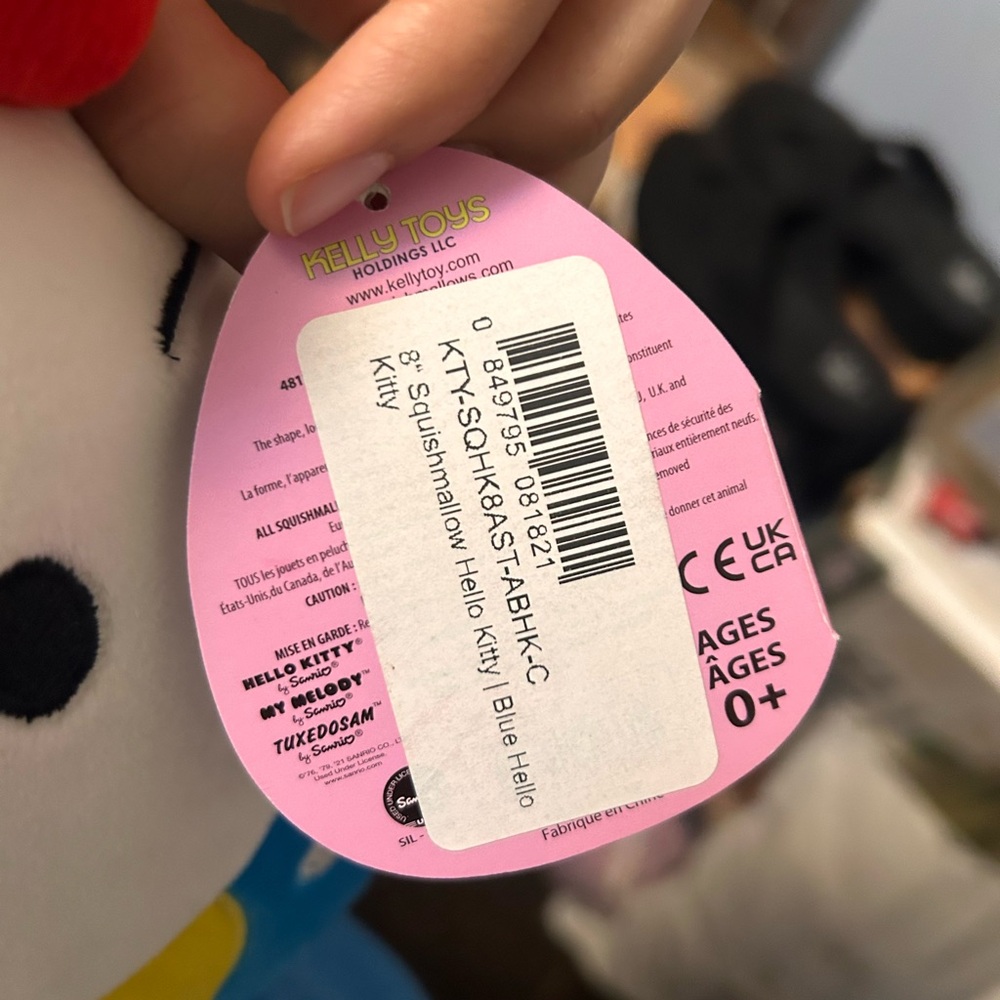 8” Hello Kitty Squishmallow BNWT - Picture 3 of 3